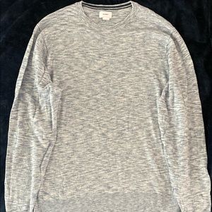 $15 ➡️ Large Light Blue Crewneck Sweater